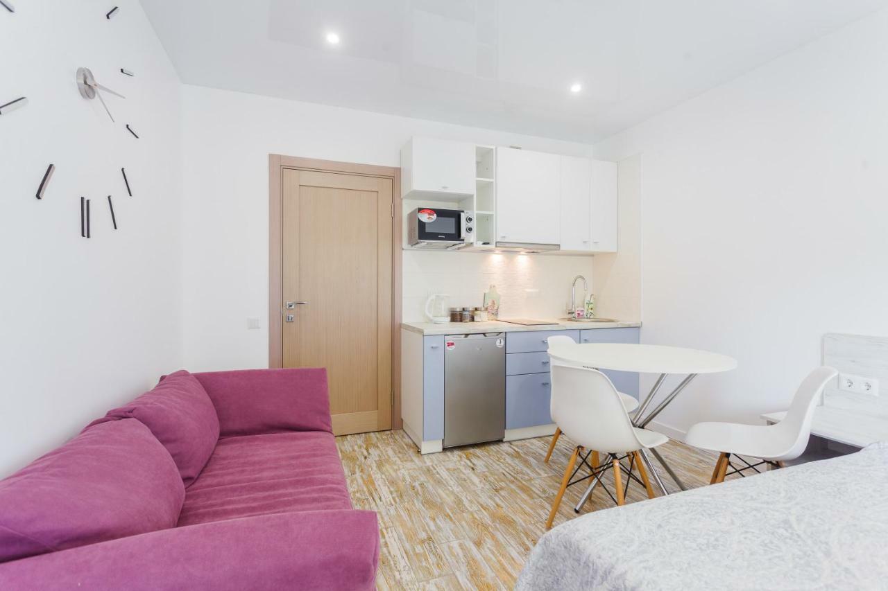 Sunny Apartments On Yulii Zdanovskoi St 36B Kiev Dış mekan fotoğraf