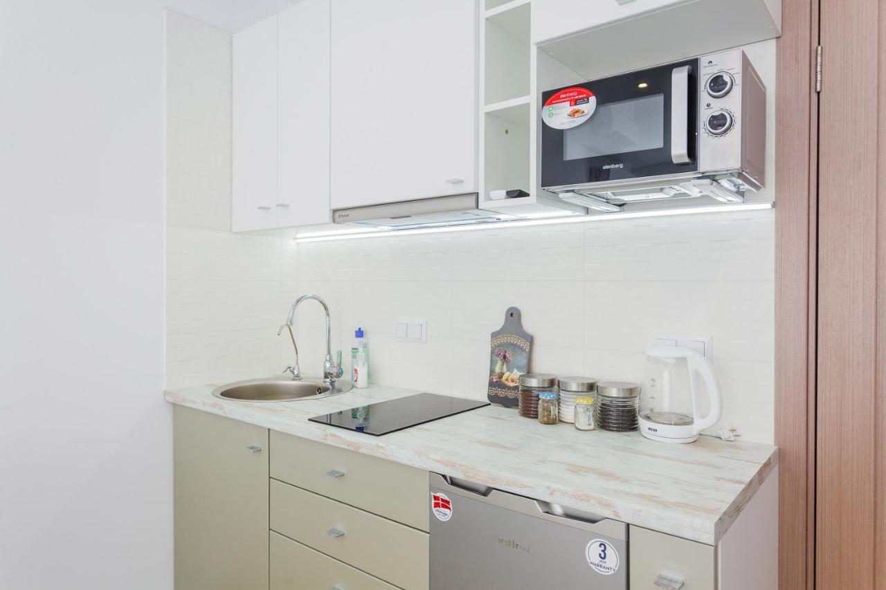 Sunny Apartments On Yulii Zdanovskoi St 36B Kiev Dış mekan fotoğraf